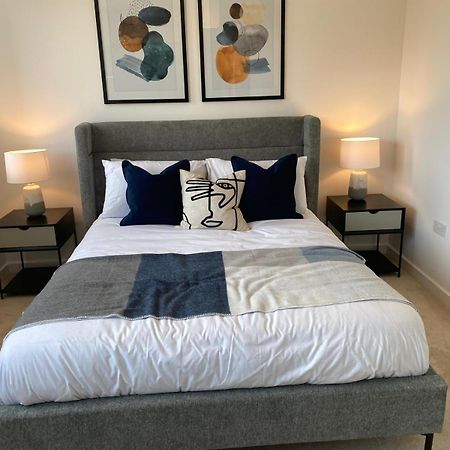 Comfortable Double Room & Single Room In Vibrant Hatfield Neighbourhood Eksteriør billede
