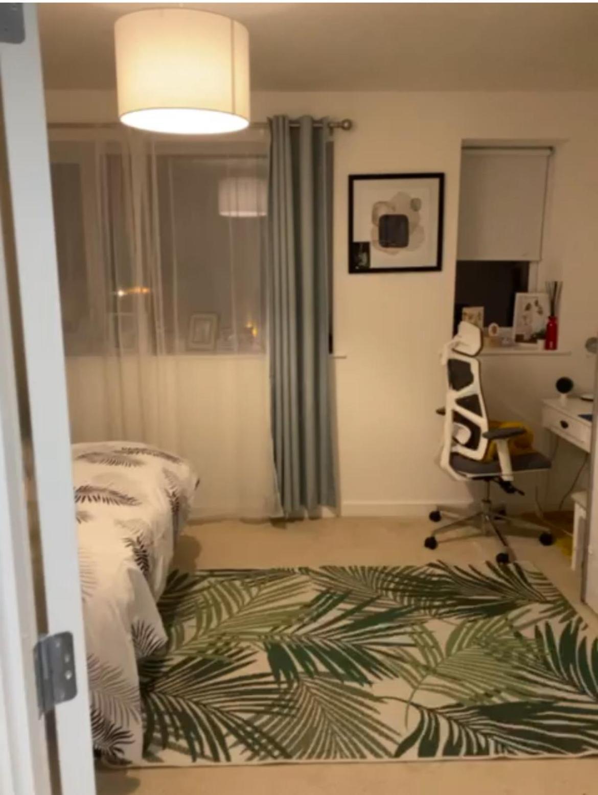 Comfortable Double Room & Single Room In Vibrant Hatfield Neighbourhood Eksteriør billede