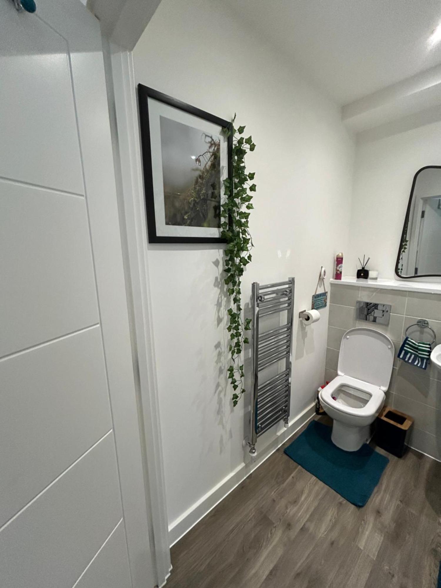 Comfortable Double Room & Single Room In Vibrant Hatfield Neighbourhood Eksteriør billede