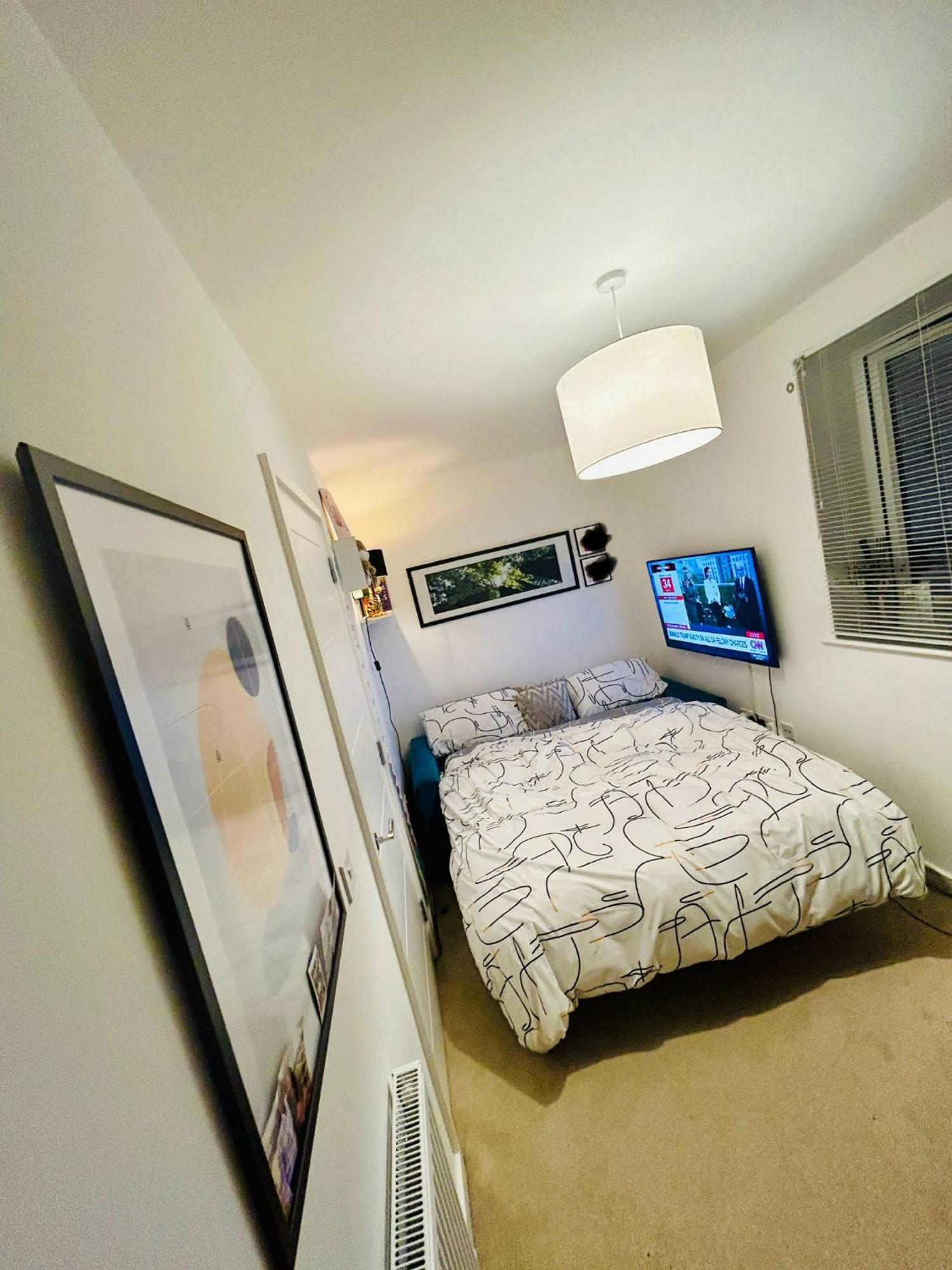 Comfortable Double Room & Single Room In Vibrant Hatfield Neighbourhood Eksteriør billede