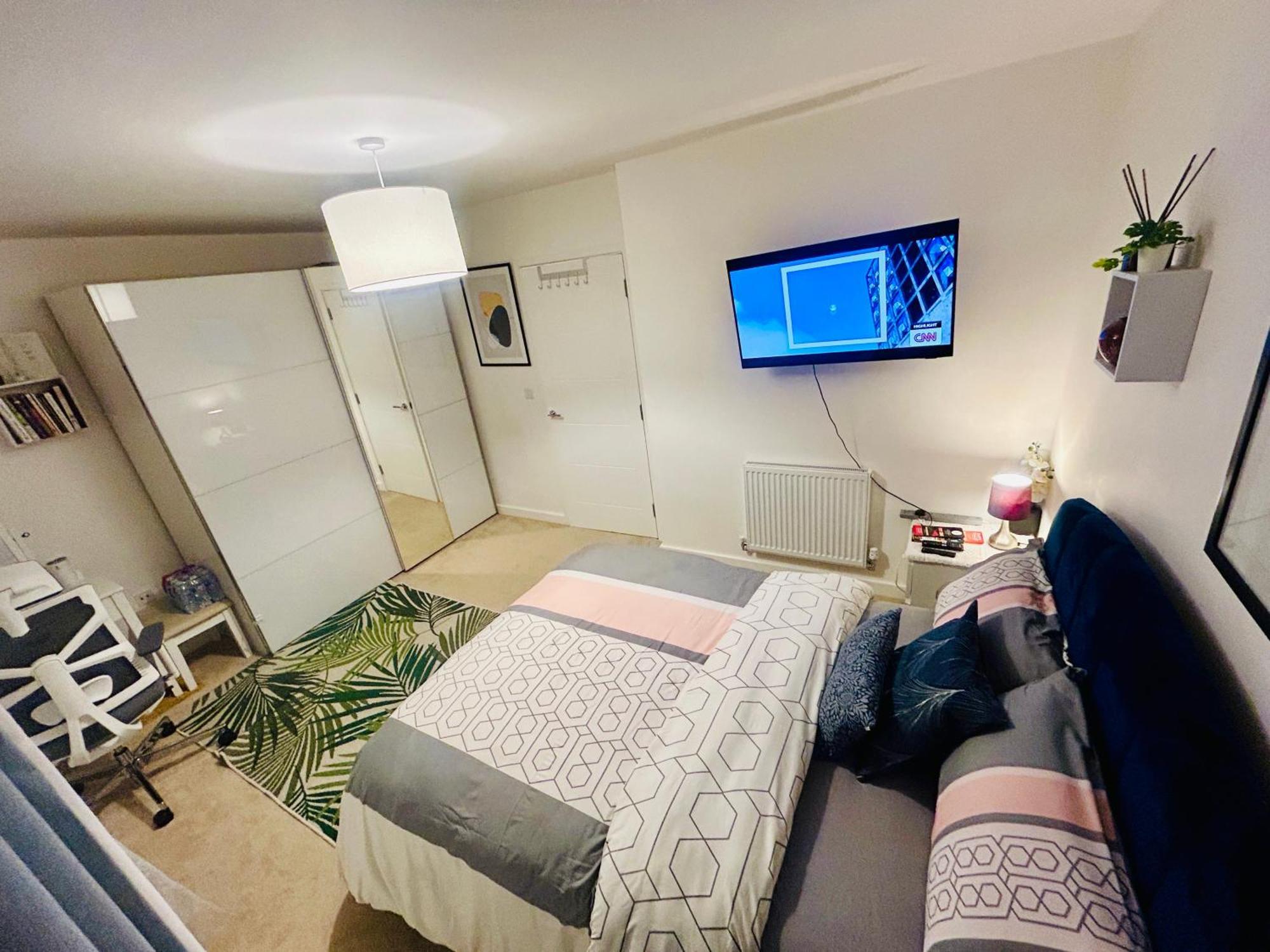 Comfortable Double Room & Single Room In Vibrant Hatfield Neighbourhood Eksteriør billede